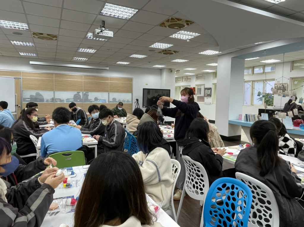 111/12/14手作麵包花(紙黏土)研習